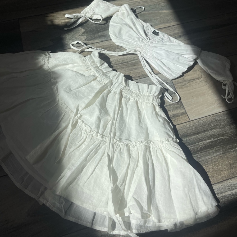 SHEIN Off Shoulder Drawstring Knot Ruched Front Shirred Back Top & Skirt Set